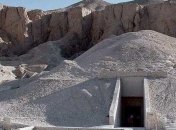 В гробнице Тутанхамона запрещены раскопки с целью поиска захоронения Нефертити
