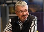 Ткаченко о Дне Конституции и Дне молодежи: Символическое совпадение для молодого государства