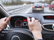 Допоможе очистити салон та надати йому первинного вигляду