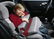 Как использовать детские автокресла зимой: доктор Комаровский дал советы родителям