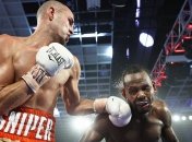 Экс-соперник Ломаченко Педраса избил Леспьера (Видео)