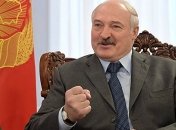 Лукашенко похвастался, что может пробежать с утра 15 км (Видео)