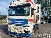 Вантажівка після ДТП