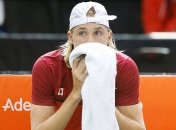 Теннисист запустил ракеткой мяч прямо судье в глаз (Видео)