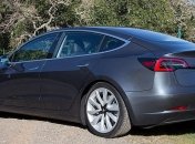 Компания Tesla снова приостанавливает производство автомобилей 
