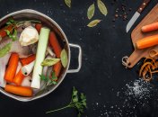 Идеальный овощной бульон: 11 советов и рецепт