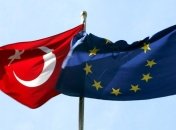 Турция согласна отложить либерализацию визового режима с ЕС  