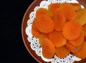 Медики рассказали о вредной стороне сухофруктов