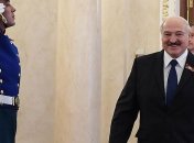 Не служил - не президент: Лукашенко поделился мыслями об изменениях в Конституцию