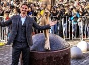 Фанаты Мальме подожгли статую Ибрагимовича (Видео)