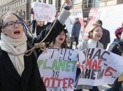 В Киеве молодежь присоединились ко всемирной акции в защиту климата