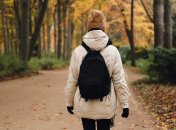 Создавайте крутые образы с головными уборами этой осенью