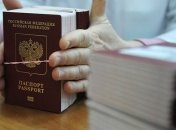 Западные СМИ о "пасспортизации" ОРДЛО: Кремль демонстрирует Зеленскому свою силу