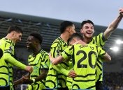 Футболисты "Арсенала" празднуют гол