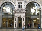 Apple хочет утроить число фирменных магазинов