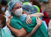 В Україні зафіксовано 1271 новий випадок коронавірусної хвороби