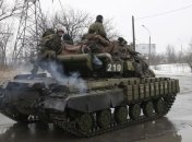 В зоне АТО обостряется ситуация: Боевики выставили в "серой зоне" танки и Грады