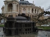 В Одессе установили миниатюрные Оперный театр и Воронцовский дворец