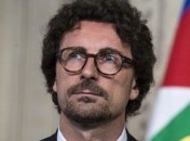 Министр Италии требует санкций против Мальты 