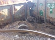 На Днепропетровщине допущен сход с рельсов товарного поезда