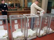 Из 19 мажоритарных округов еще не поступили данные