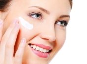 Как приготовить очищающий крем для лица дома