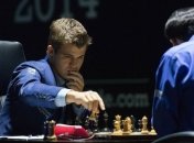 Шахматы. 10-я партия между Анандом и Карлсеном завершилась вничью