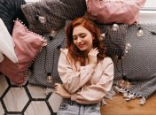 Желтые пятна на подушке убрать не сложно