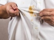 Як прибрати жирну пляму з одягу