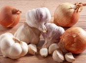 Лук и чеснок