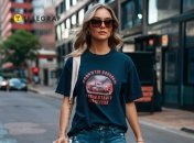 Футболка з принтом додає образу індивідуальність