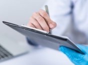 До лікарні імені Мечникова у Дніпрі надійшли двоє тяжких хворих на COVID -19