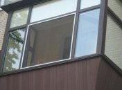 На Львовщине двухлетний ребенок выжил после падения с пятого этажа