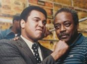 Бывший тренер Мухаммеда Али умер от коронавируса