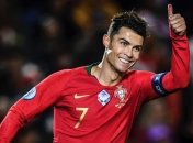 Футболисты Ювентуса намерены провести серьезную беседу с Роналду