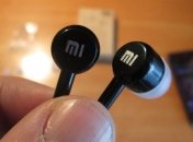 Xiaomi представила новые компактные наушники 