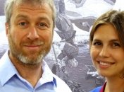 Официально: Жукова призналась, что давно замужем за Абрамовичем