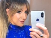 Леся Никитюк в мини-платье показала округлившийся животик