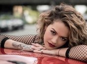 Рита Ора поделилась горячими снимками в купальнике (Фото)