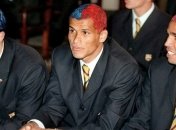 Легенда сборной Бразилии и "Барселоны" возобновляет карьеру