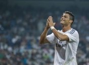 Криштиану Роналду в очереди на Ferrari LaFerrari