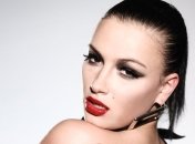 Анастасия Приходько показала подтянутую фигуру после родов