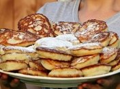 Рецепт дня: вкусные пышные оладьи на кефире 