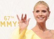 Хайди Клум показала стройные ноги в прозрачном платье