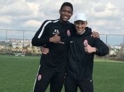 Вратарь Зари вернулся после отпуска с весом 110 кг