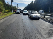 Столкнулись 14 легковушек и 5 микроавтобусов