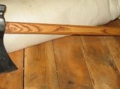 На Черкащине психически больной мужчина зарубил мать троих детей