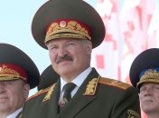 Лукашенко відмовився скасувати парад на 9 травня