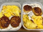 Замороженные котлеты с картофелем и соусом - отличная альтернатива покупным полуфабрикатам