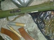 Военнослужащий пытался вывести из зоны АТО оружие